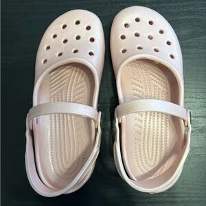 Crocs girl pearl pink Mary Jane